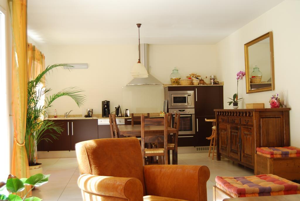 Les Terrasses De Castelmerle Niaux Exterior photo